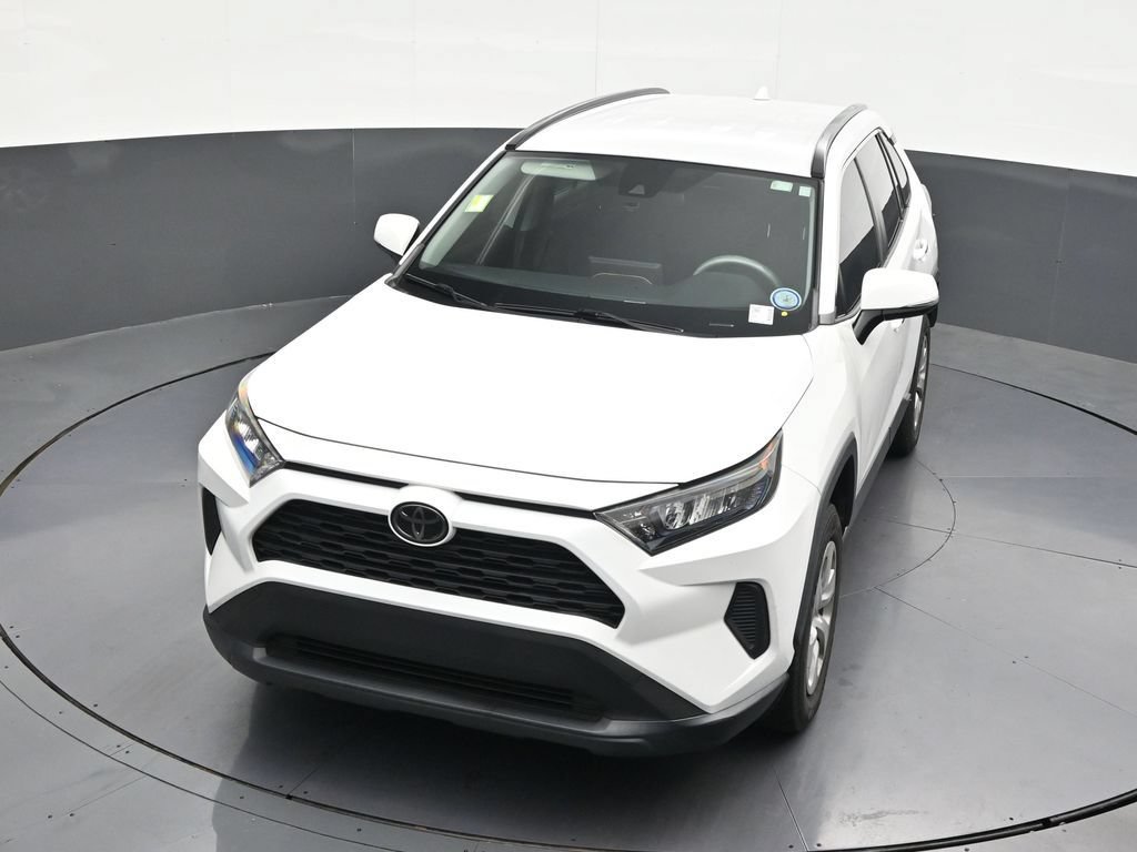 Used 2020 Toyota RAV4 LE FWD image 22
