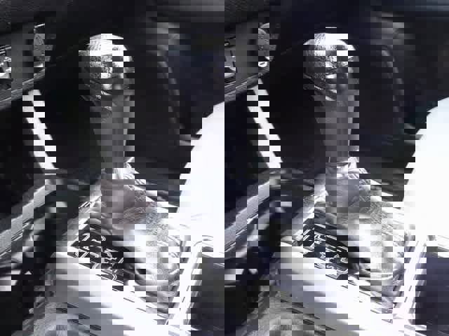 Used 2016 Toyota Tacoma SR5 w/ SR5 Appearance Package (SN) image 15