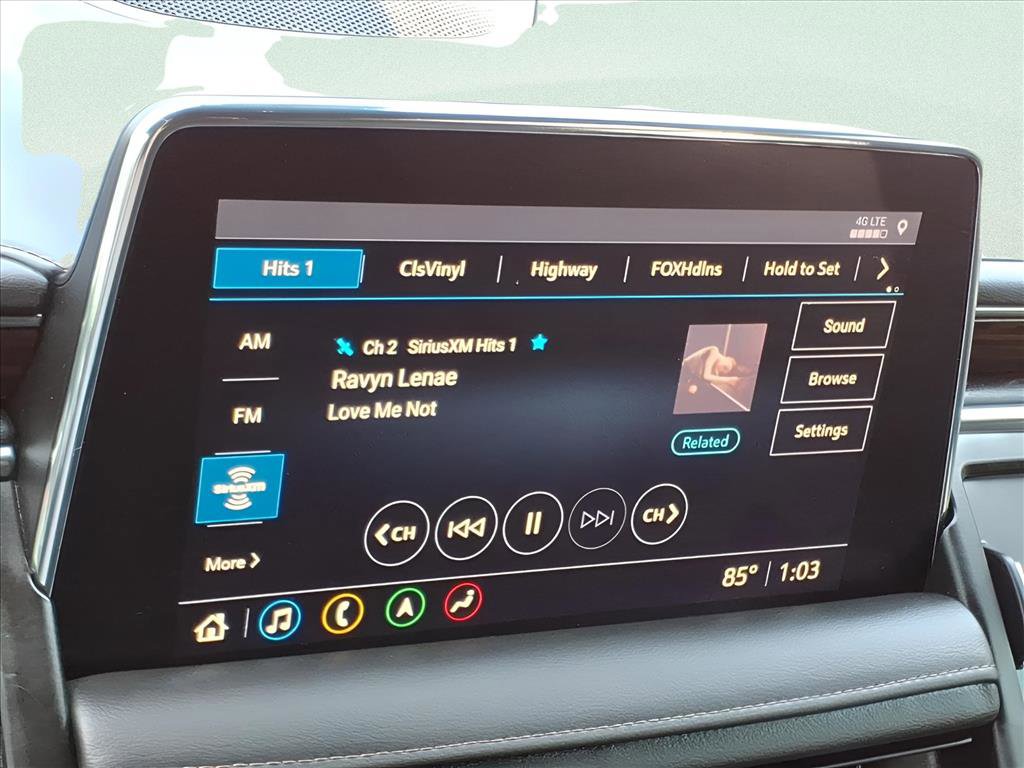 Used 2021 Chevrolet Suburban High Country image 14