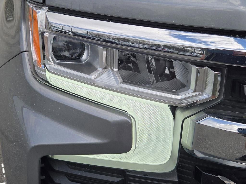 Used 2025 Chevrolet Silverado 1500 LT image 5