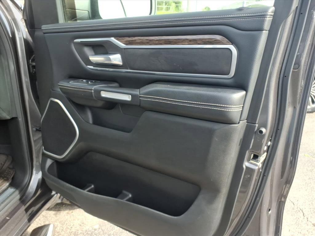 Used 2020 RAM 1500 Laramie image 12