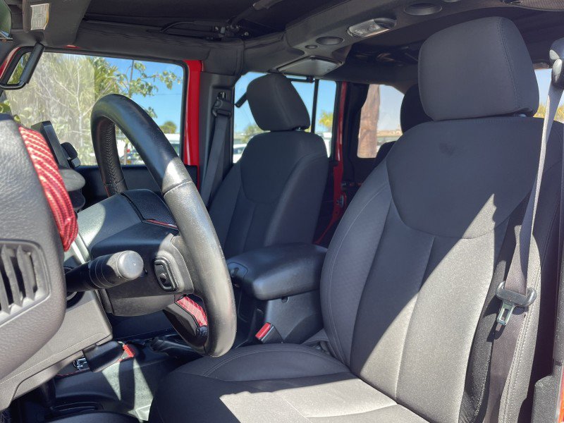 Used 2017 Jeep Wrangler Unlimited Sport w/ Connectivity Group AWD/4WD image 2