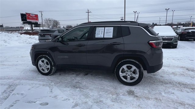 Used 2023 Jeep Compass Latitude w/ Convenience Group image 6