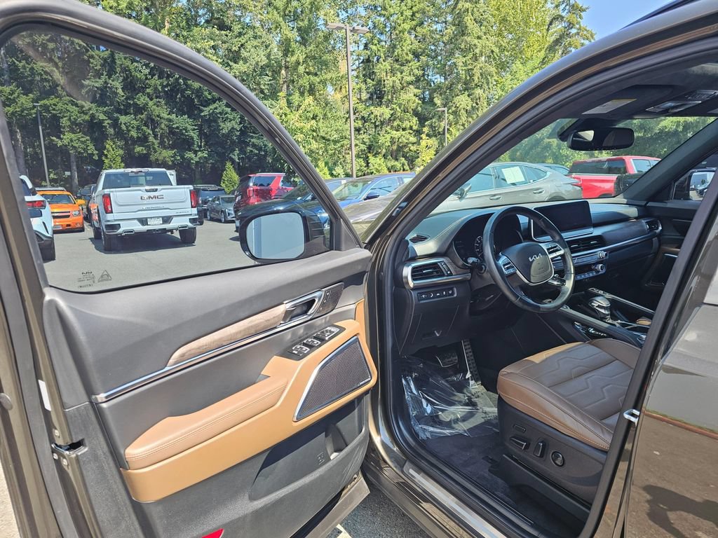 Used 2022 Kia Telluride SX w/ SX Prestige Package AWD/4WD image 23