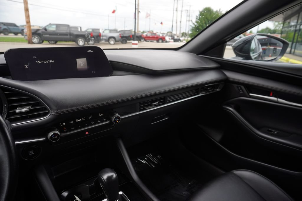 Used 2024 MAZDA MAZDA3 s FWD image 20