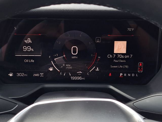 Used 2024 GMC Acadia Elevation image 27