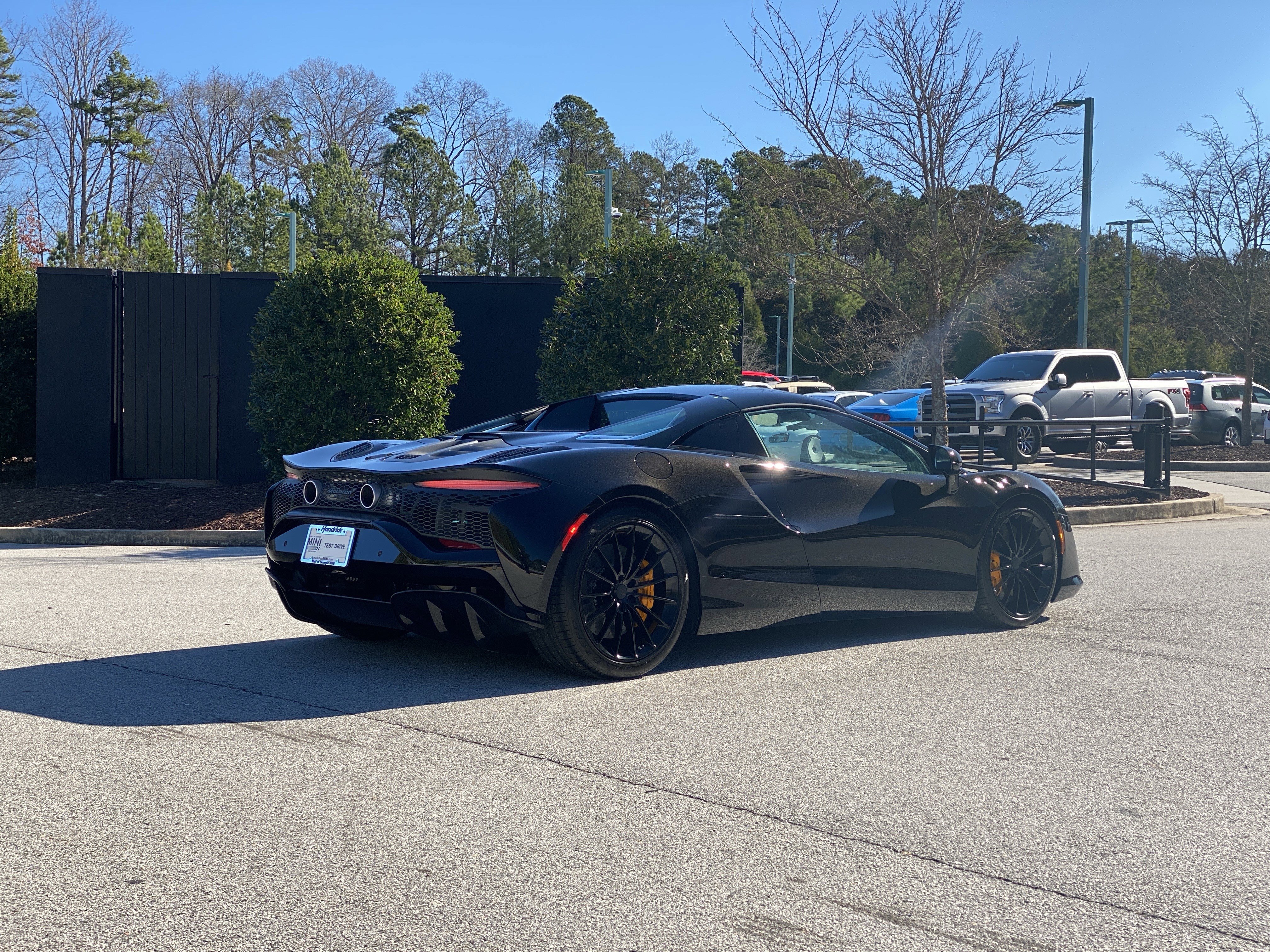 Used 2025 McLaren Artura Spider image 76