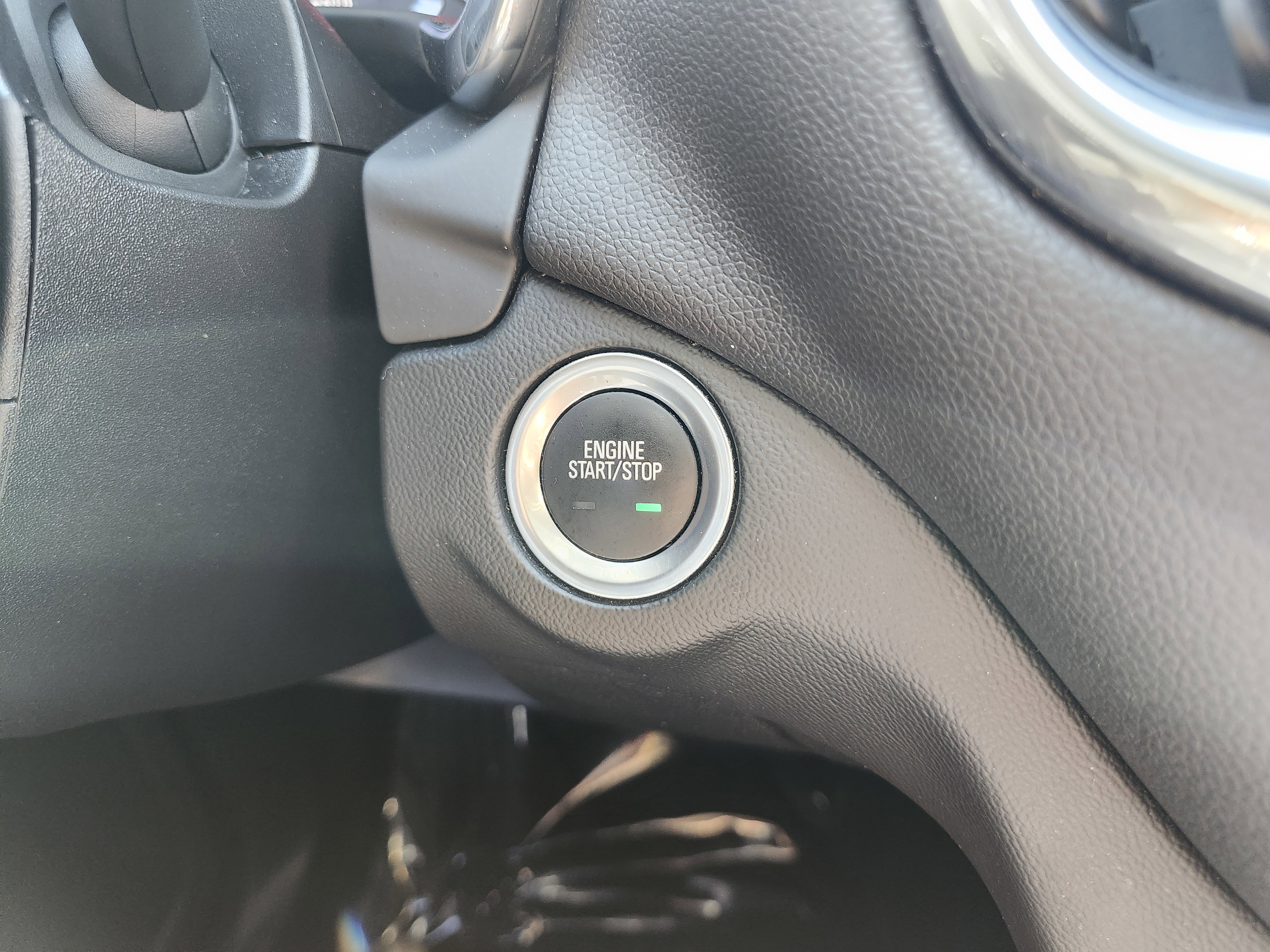 Used 2020 Chevrolet Equinox LT FWD image 7