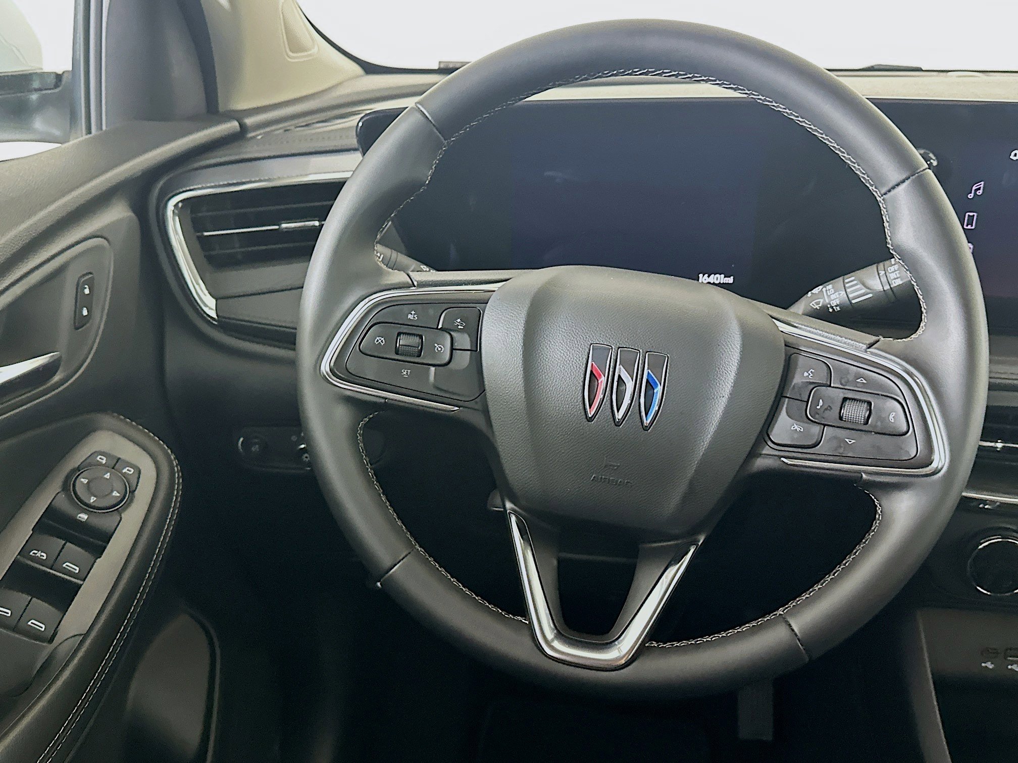 Used 2025 Buick Encore GX Preferred image 18