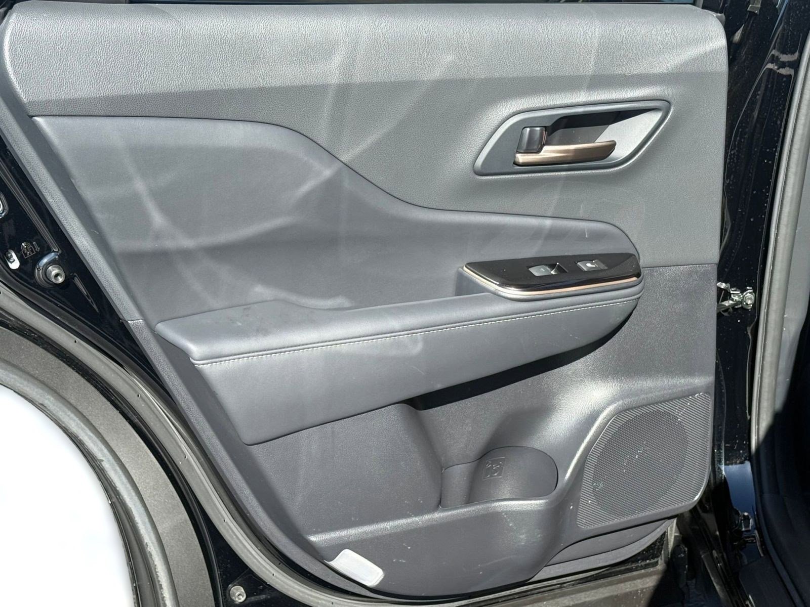 Used 2025 Toyota Crown Signia image 28