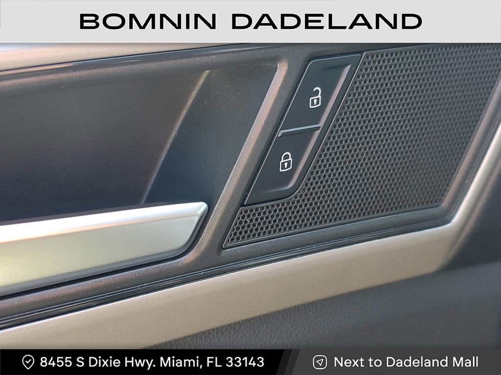 Used 2021 Volkswagen Atlas SE w/ Panoramic Sunroof Package image 18