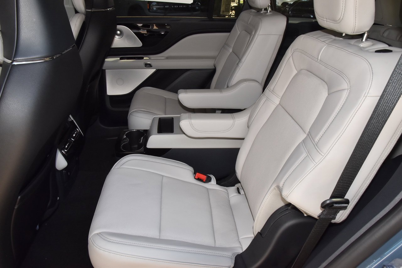 New 2027 Lincoln Aviator Reserve AWD/4WD image 14