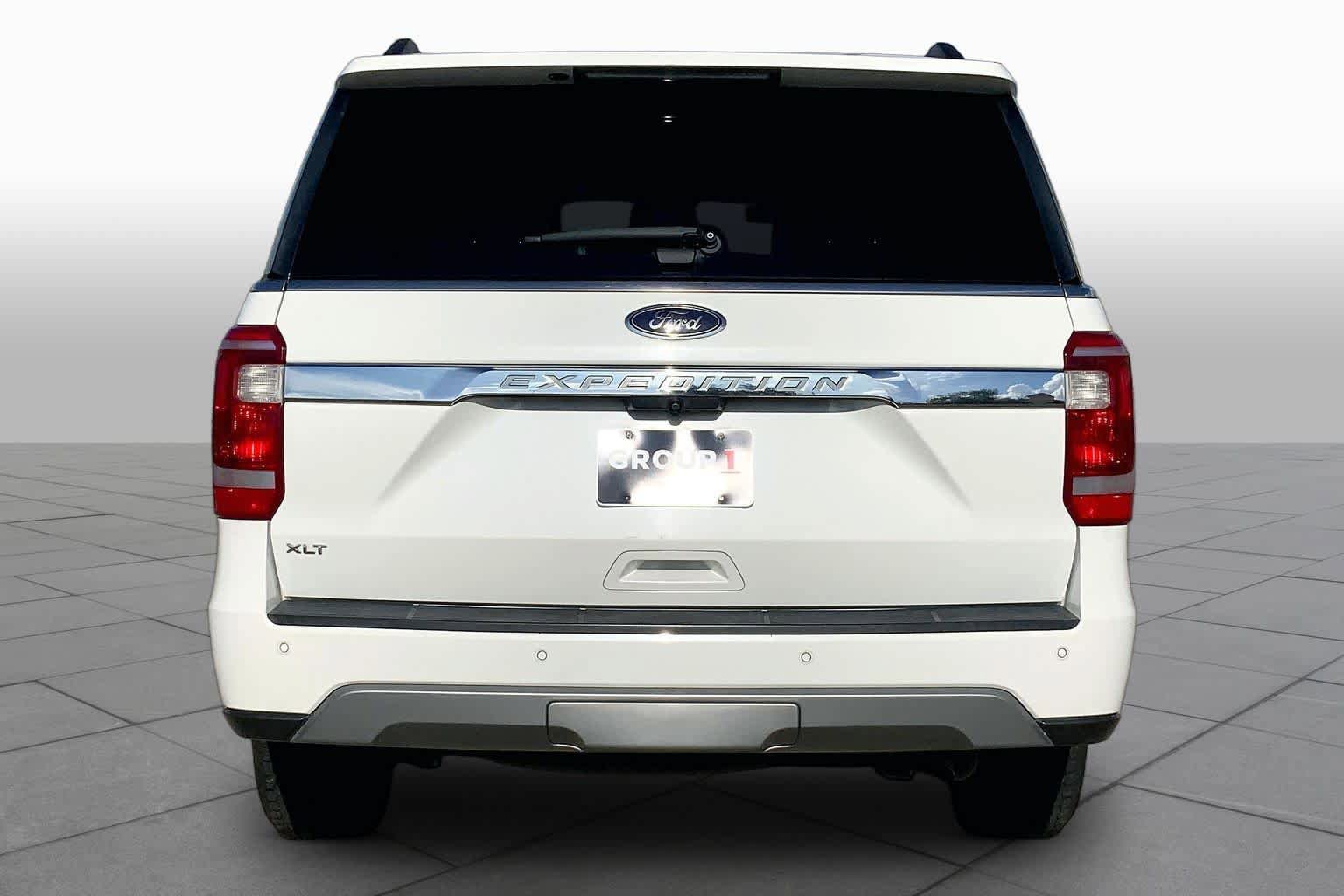 Used 2020 Ford Expedition XLT w/ Cargo Package RWD image 5