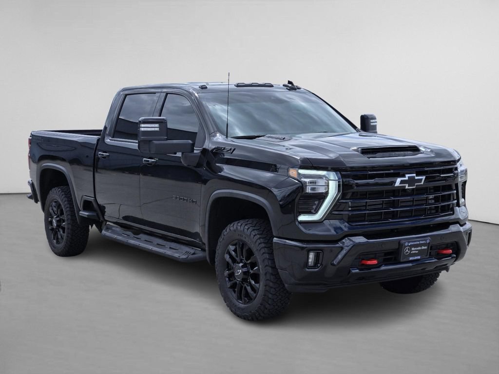 Used 2026 Chevrolet Silverado 3500 LTZ w/ LTZ Plus Package AWD/4WD image 1