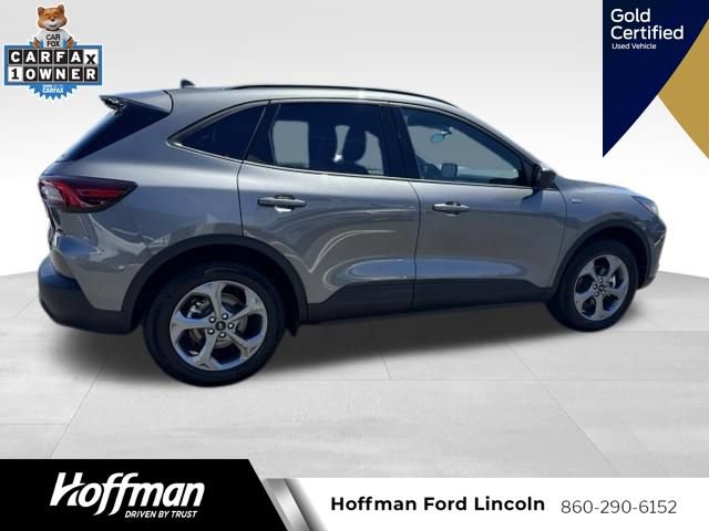 Certified 2026 Ford Escape ST-Line AWD/4WD image 3