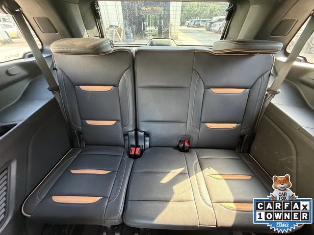 Used 2024 GMC Yukon AT4 w/ Technology Package AWD/4WD image 11