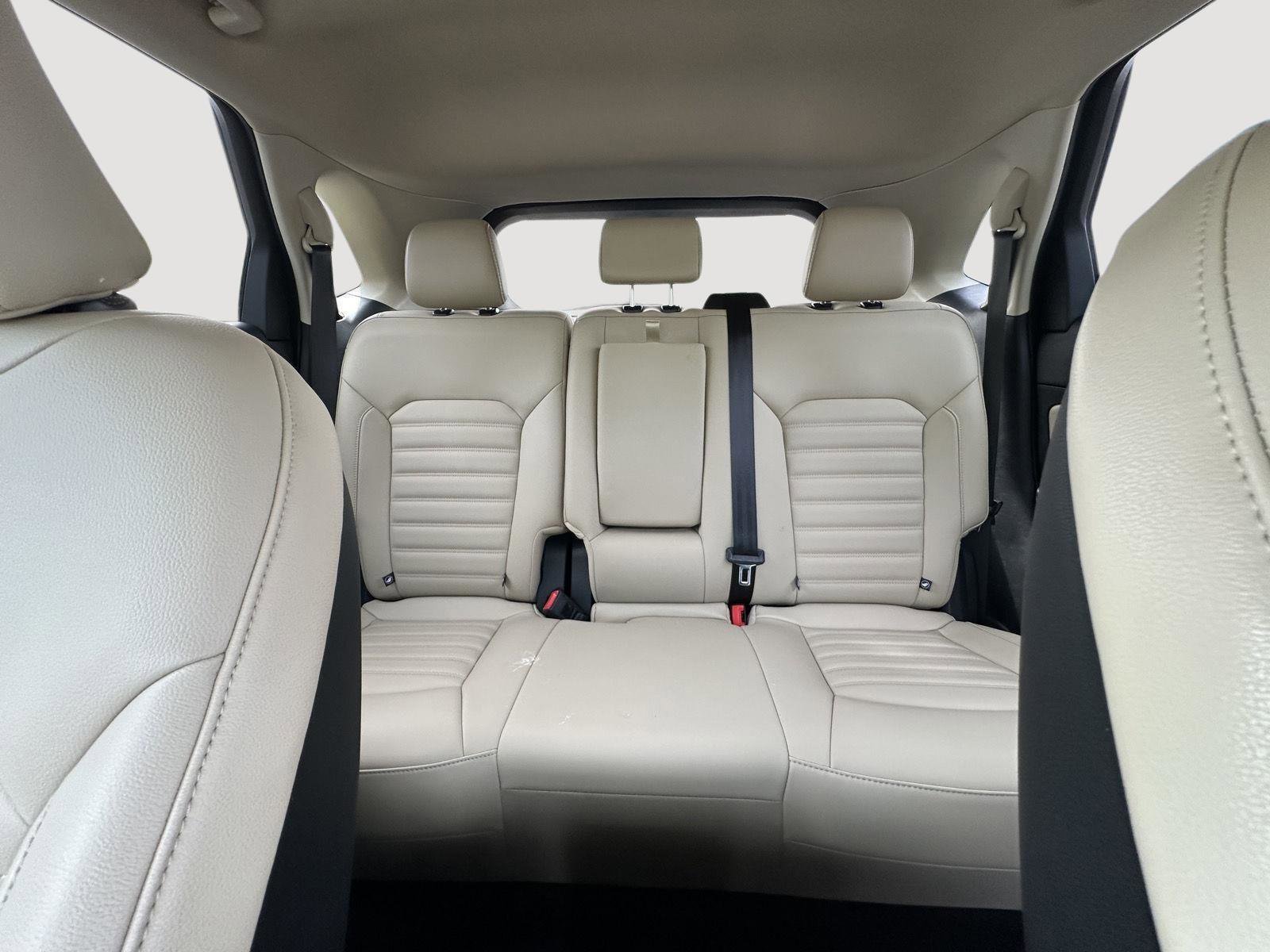 Used 2021 Ford Edge SEL w/ Cargo Accessory Package AWD/4WD image 13