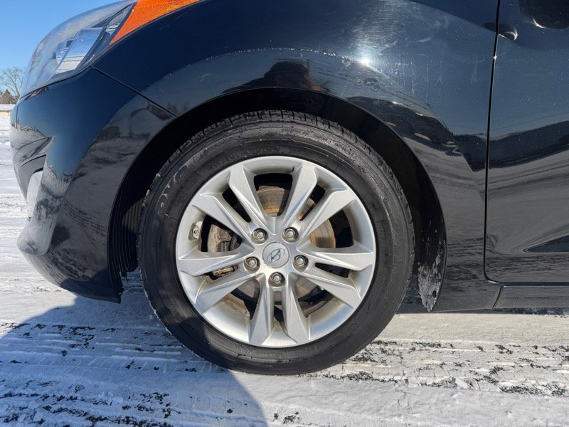 Used 2013 Hyundai Elantra GT image 27