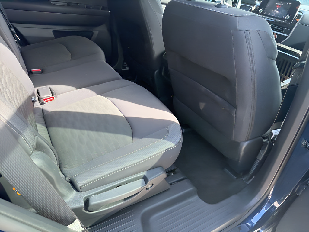 Certified 2024 Nissan Pathfinder SV FWD image 18