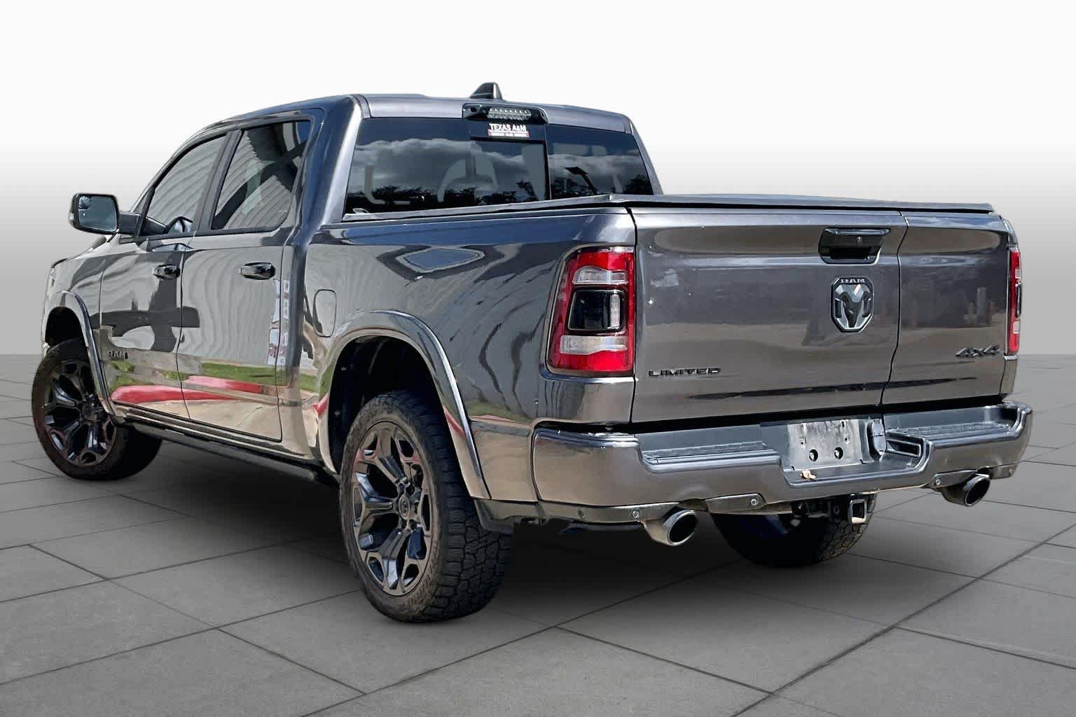 Used 2024 RAM 1500 Limited AWD/4WD image 11