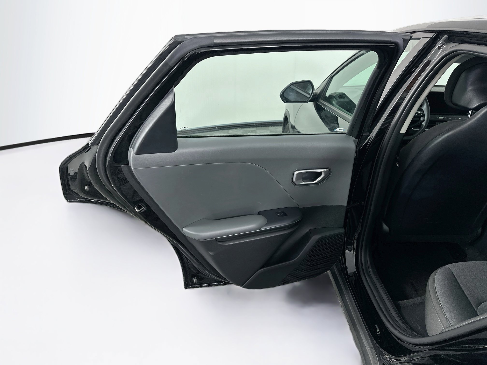 Used 2025 Kia K4 FWD image 27