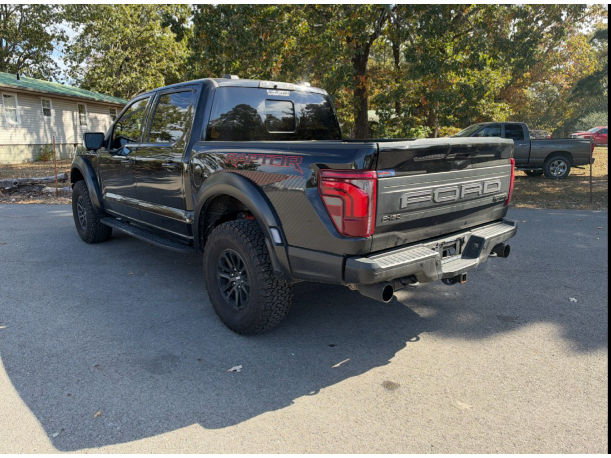 Used 2025 Ford F150 Raptor AWD/4WD image 5