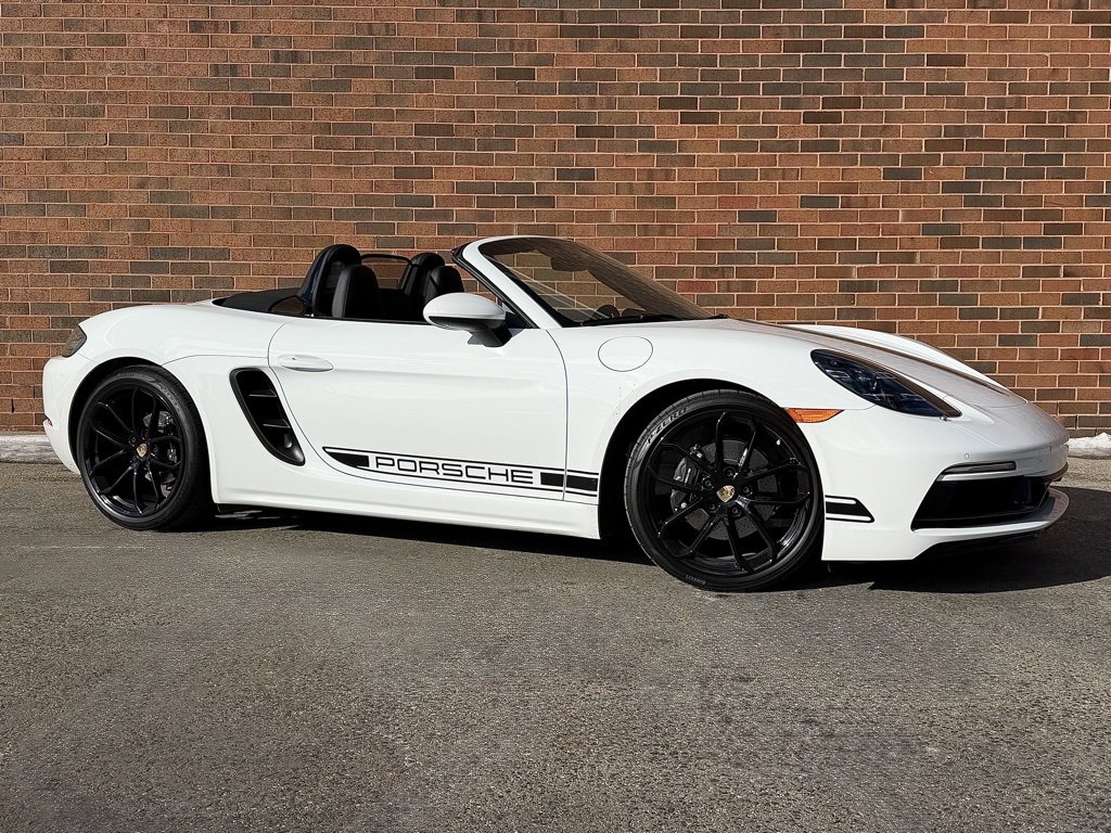 Used 2024 Porsche 718 Boxster image 9