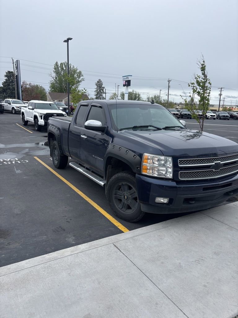 Used 2012 Chevrolet Silverado 1500 LTZ AWD/4WD image 9