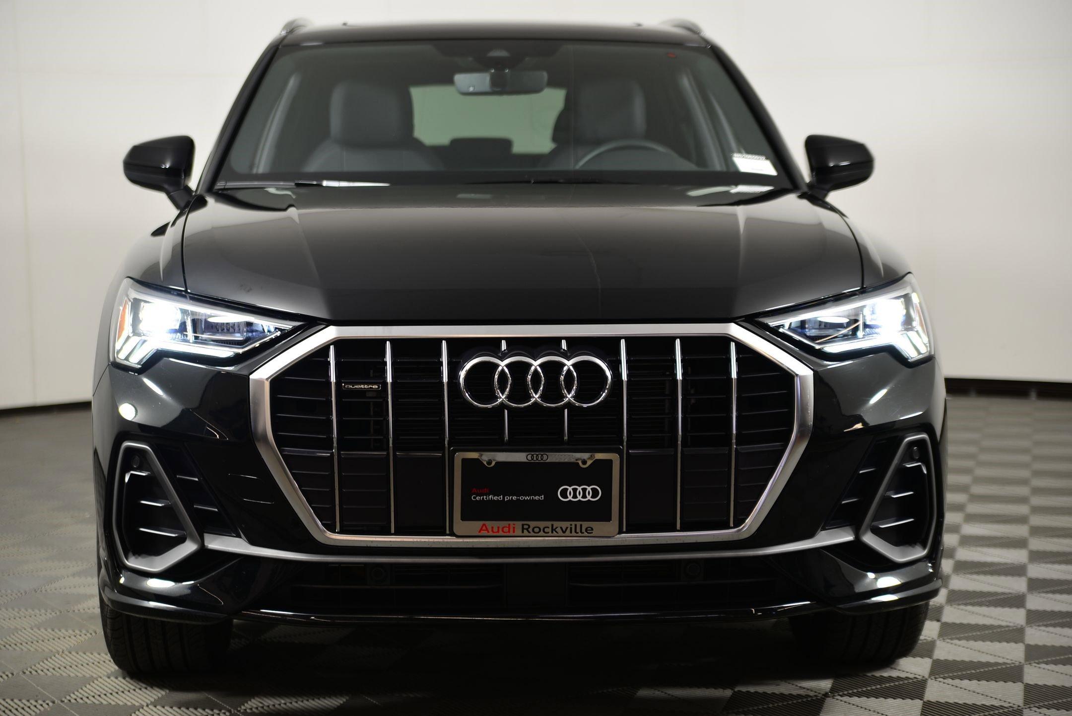 Certified 2025 Audi Q3 2.0T Premium w/ Convenience Package image 5