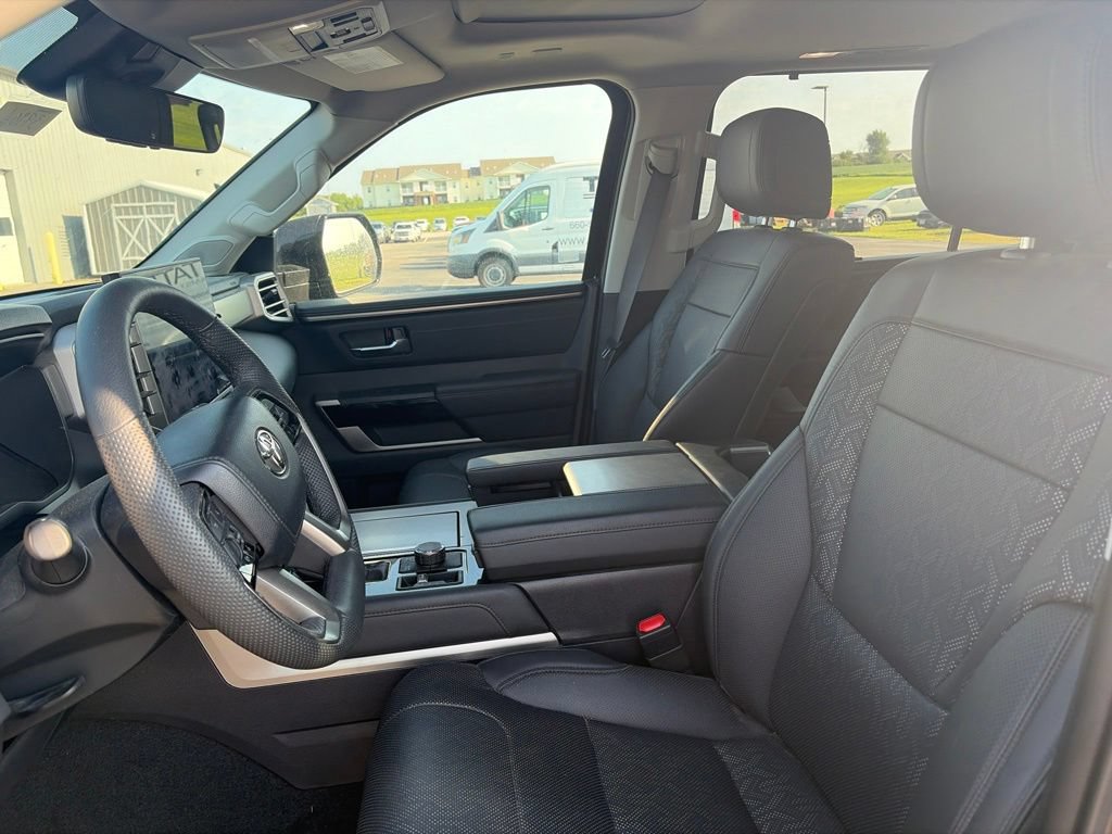 Used 2024 Toyota Sequoia Limited AWD/4WD image 5