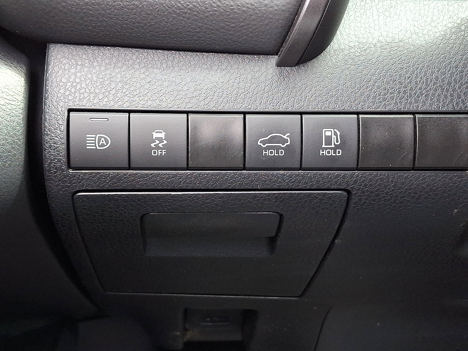 Used 2024 Toyota Camry SE image 26