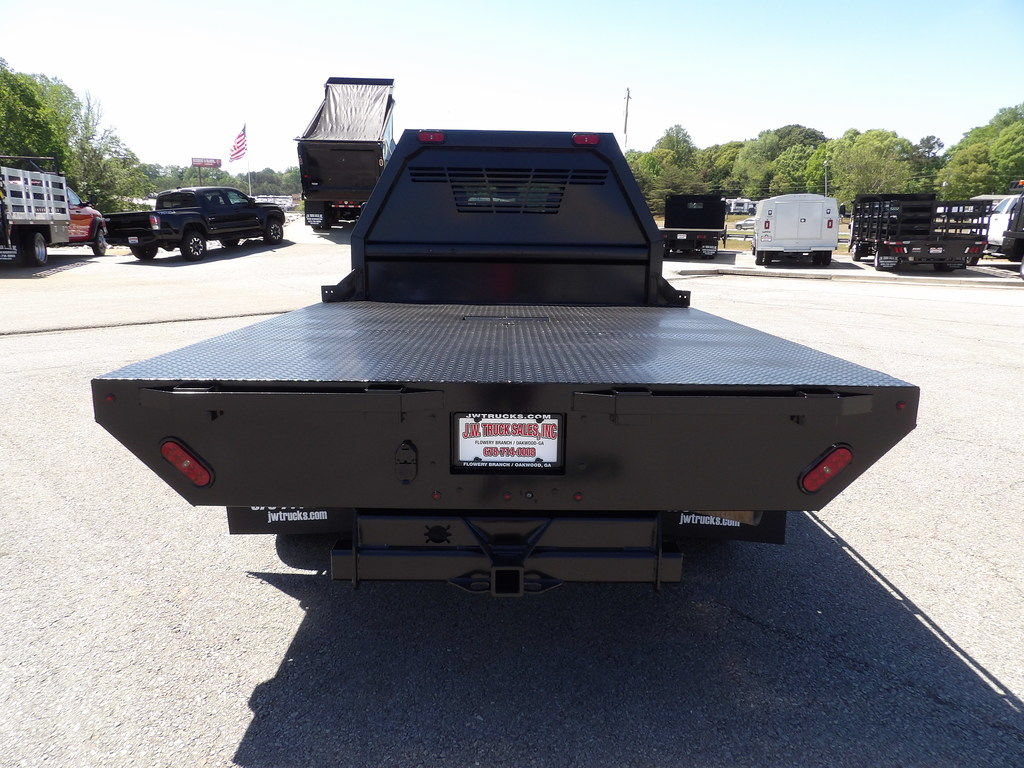 Used 2024 Chevrolet Silverado 3500 LT w/ Convenience Package AWD/4WD image 6