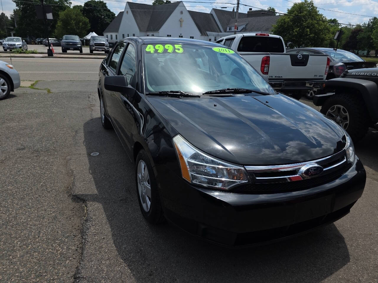 Used 2011 Ford Focus S FWD image 1