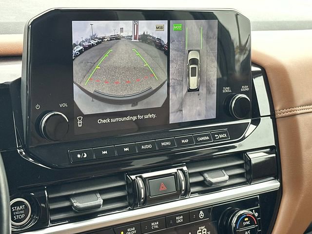 Used 2024 Nissan Pathfinder Platinum image 22