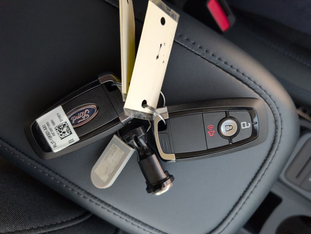 New 2026 Ford Maverick XLT image 34