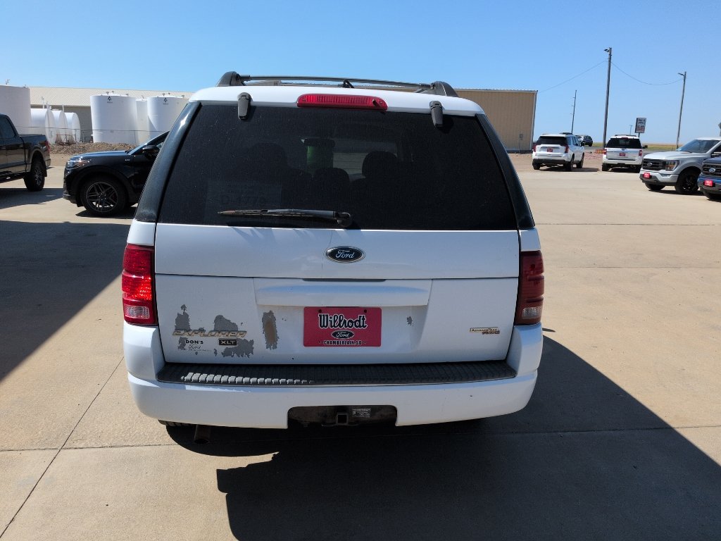 Used 2005 Ford Explorer XLT AWD/4WD image 7