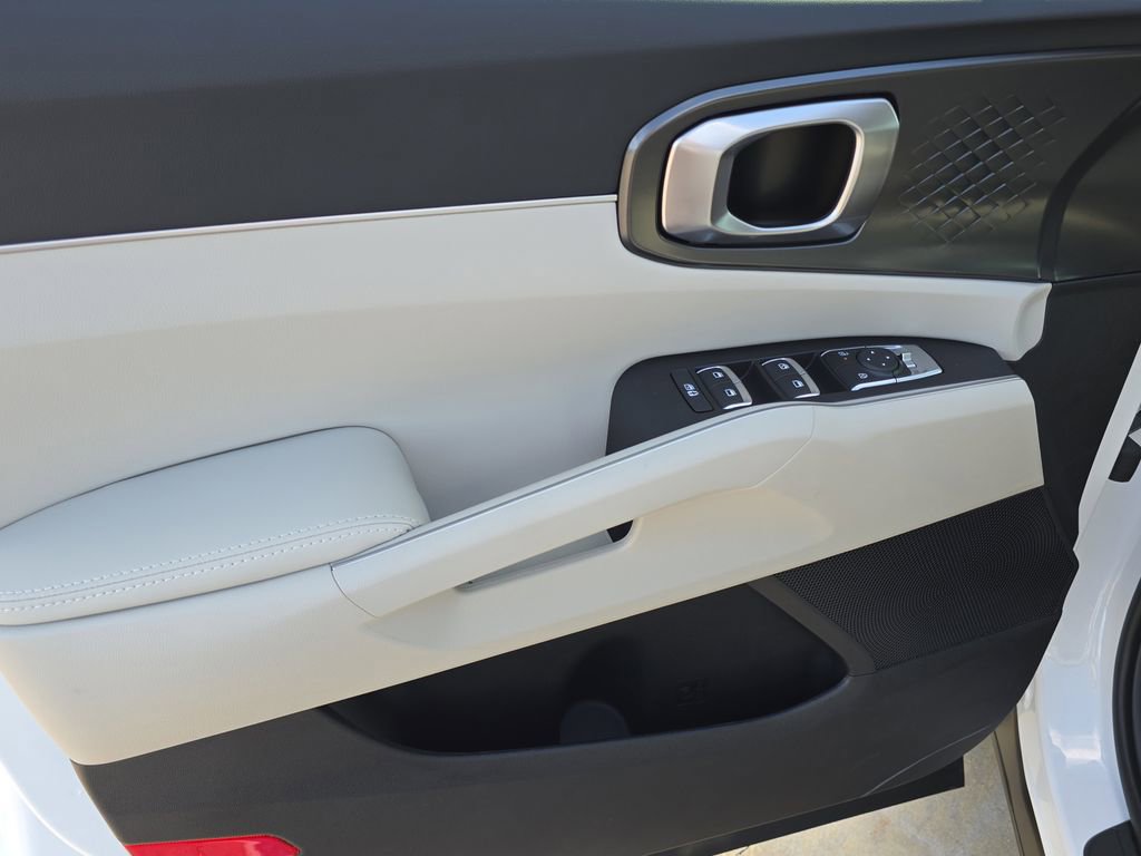 New 2026 Kia Sorento S image 17