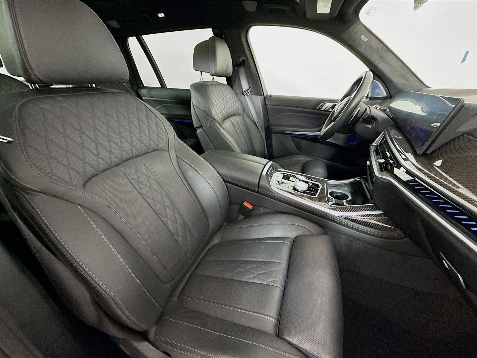 Used 2024 BMW X7 M60i w/ Executive Package AWD/4WD image 19