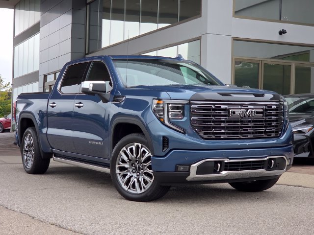 Used 2026 GMC Sierra 1500 Denali Ultimate AWD/4WD image 2
