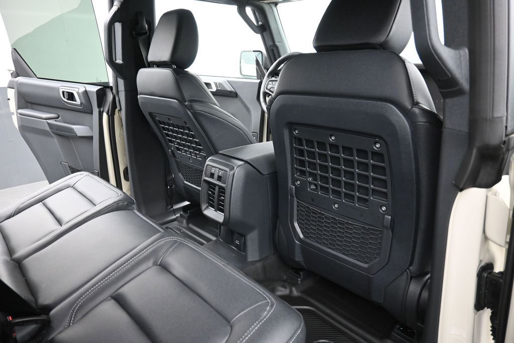 New 2026 Ford Bronco Badlands AWD/4WD image 12