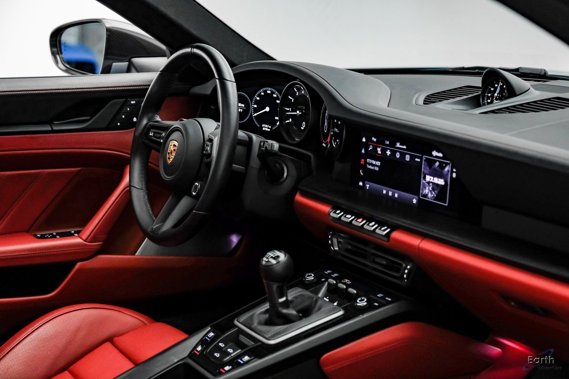 Used 2024 Porsche 911 Carrera GTS RWD image 48