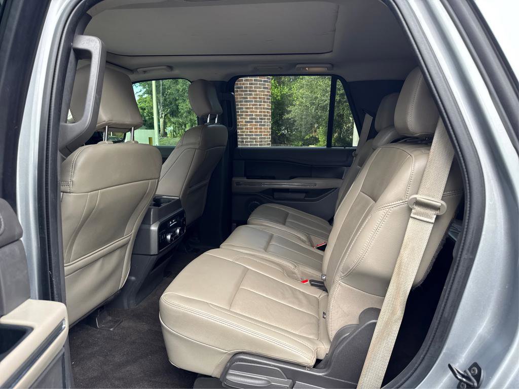 Used 2020 Ford Expedition XLT w/ Equipment Group 202A image 10