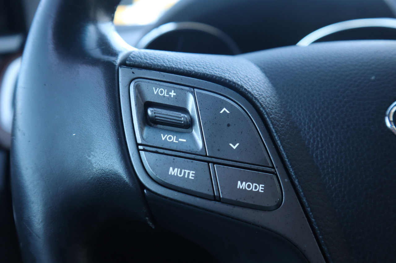 Used 2017 Hyundai Santa Fe AWD w/ SE Ultimate Tech Package 03 image 68