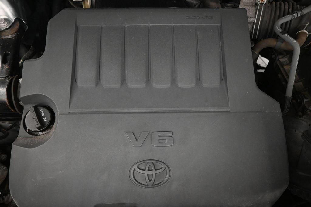 Used 2016 Toyota Highlander Plus AWD/4WD image 34