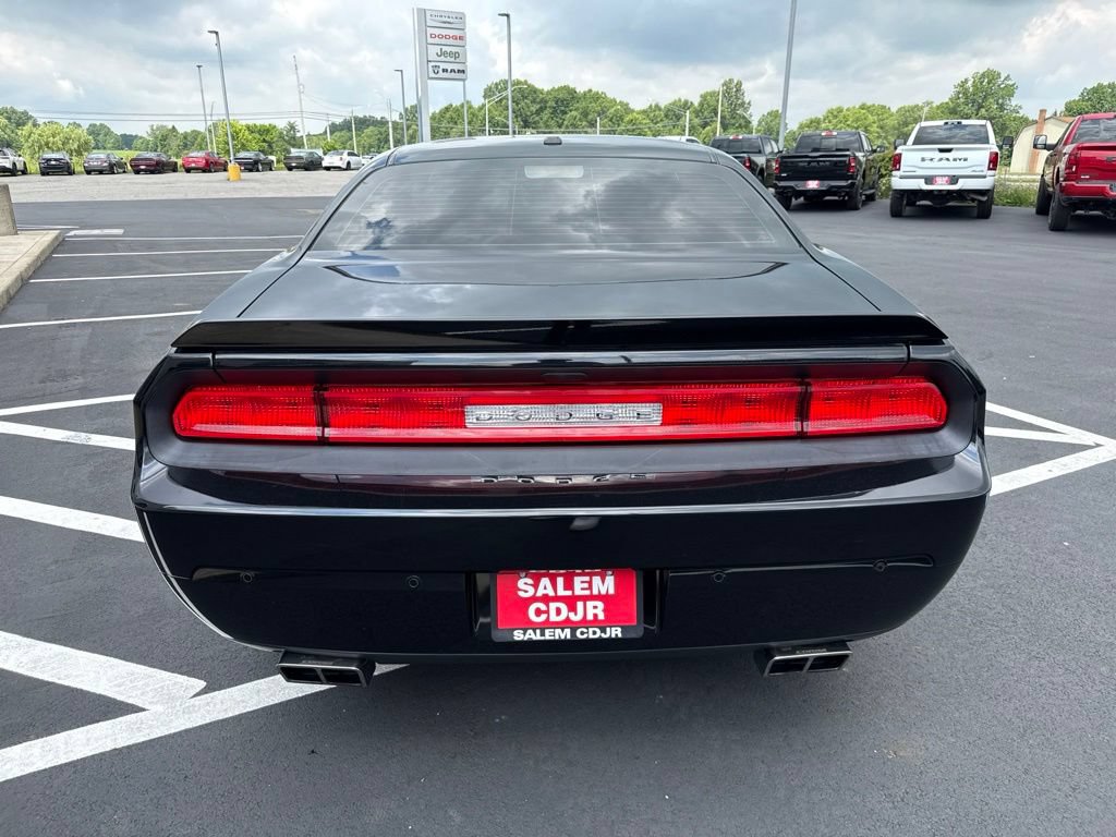 Used 2013 Dodge Challenger R/T Plus RWD image 7