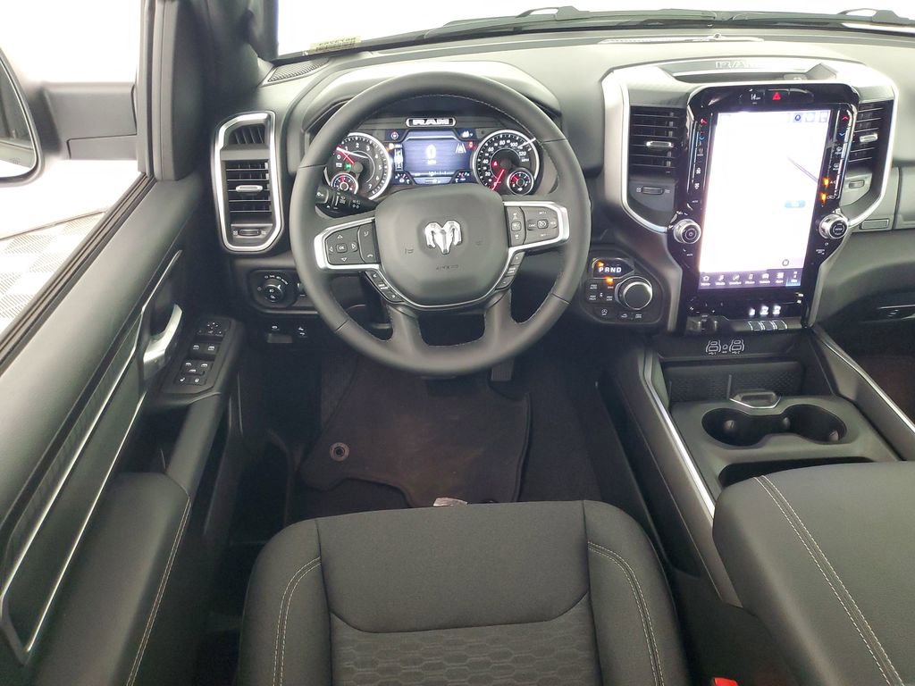 New 2026 RAM 1500 4x4 Crew Cab image 14