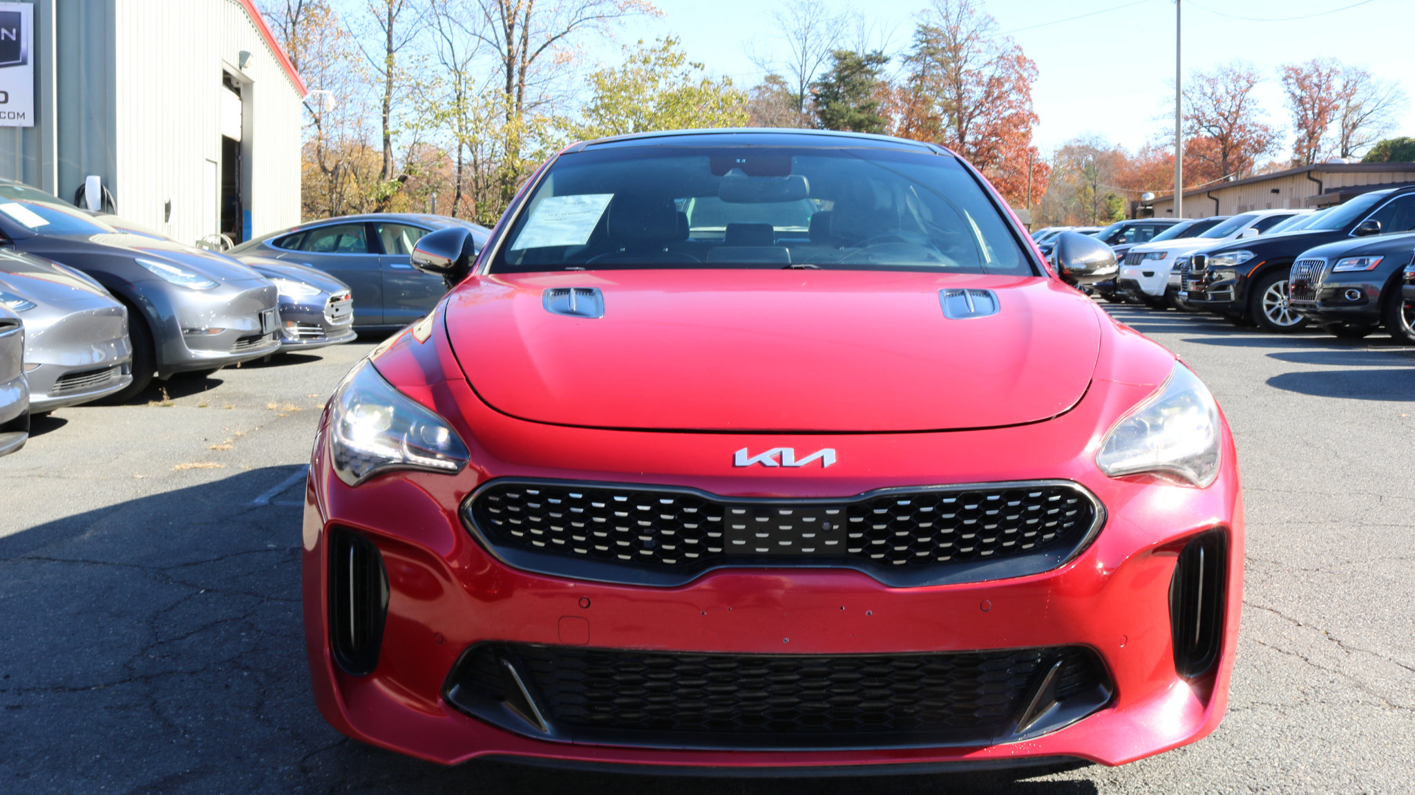 Used 2019 Kia Stinger GT2 image 2