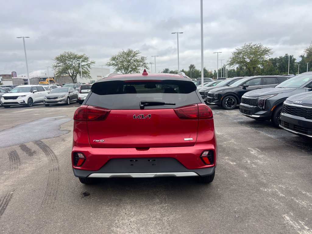 Certified 2022 Kia Niro EX Premium FWD image 5