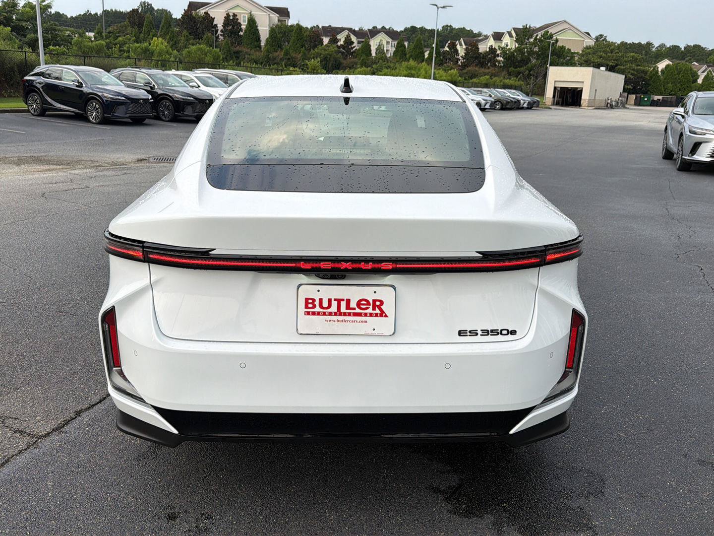 New 2026 Lexus ES 350e w/ Accessory Package (Z2) FWD image 5