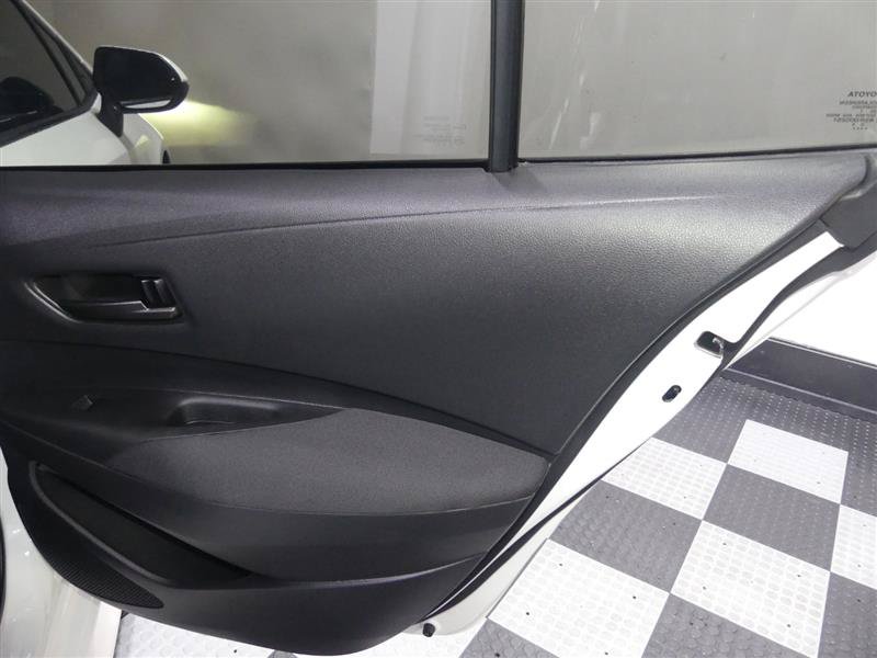 Used 2022 Toyota Corolla LE FWD image 25